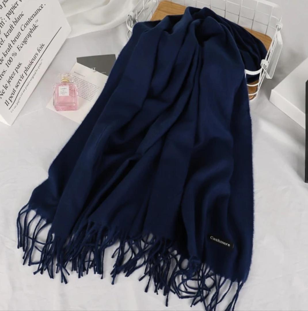 Ladies Stoler || Women Warm Winter || Weight less Pashmina wool || 100% Cashmere ( Pashmina wool ) || Length 160cm || Width 80cm || Warm and soft stuff Useful in Spring and Autumn season || Easy to wear not a slippery stuff || Ready to wear